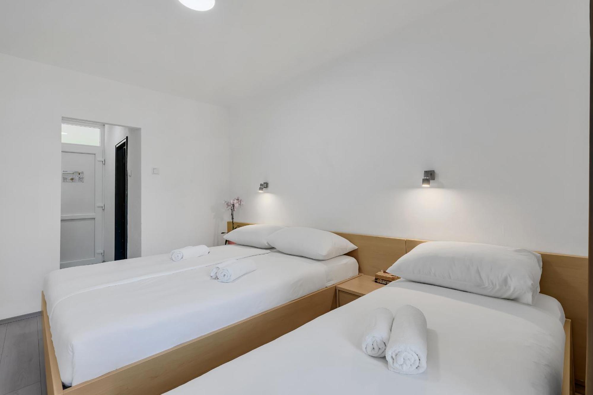 Hotel Alem Baška Voda Buitenkant foto